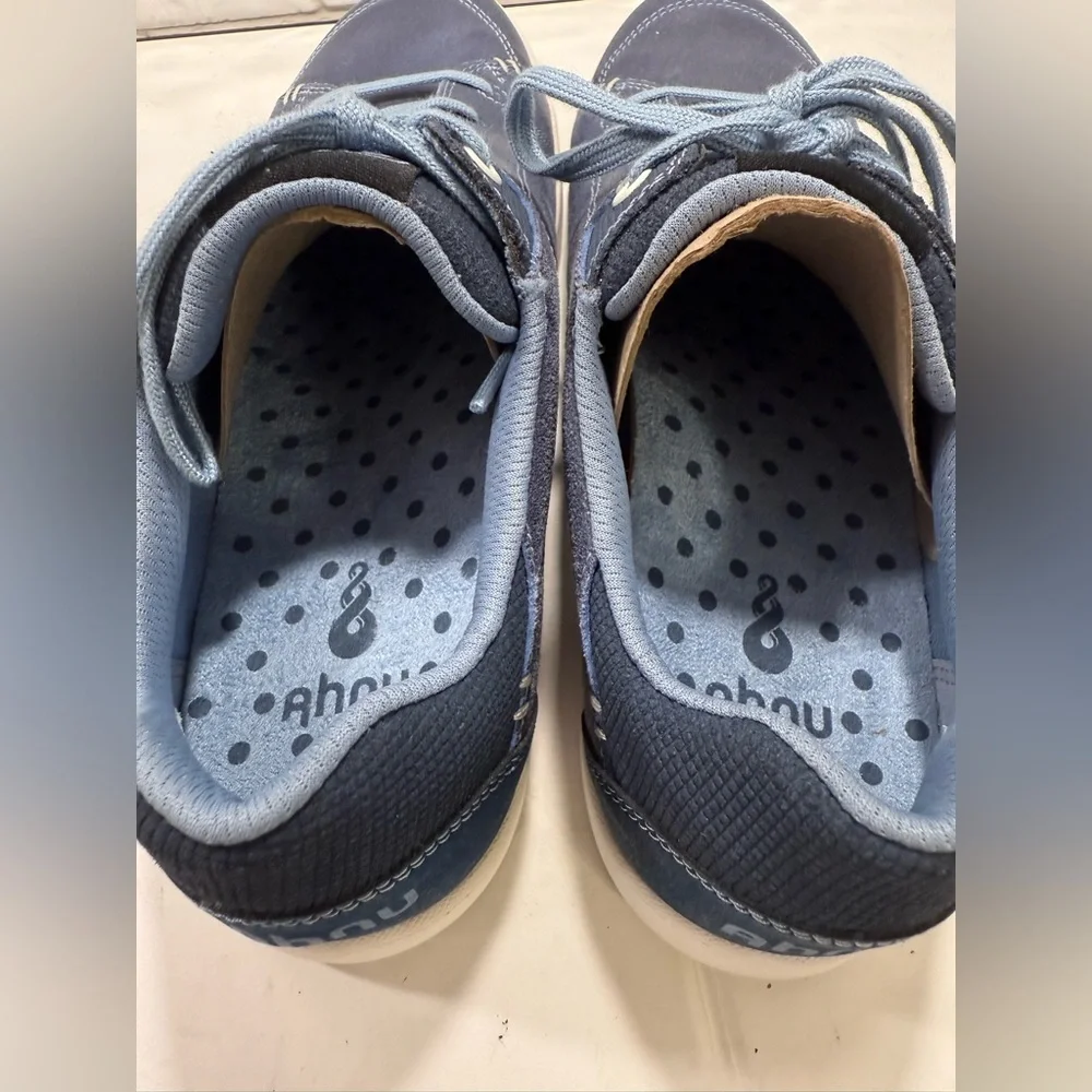 Ahnu Blue Noe Leather Sneakers Shoes Size 10 NEW Comfort Walking